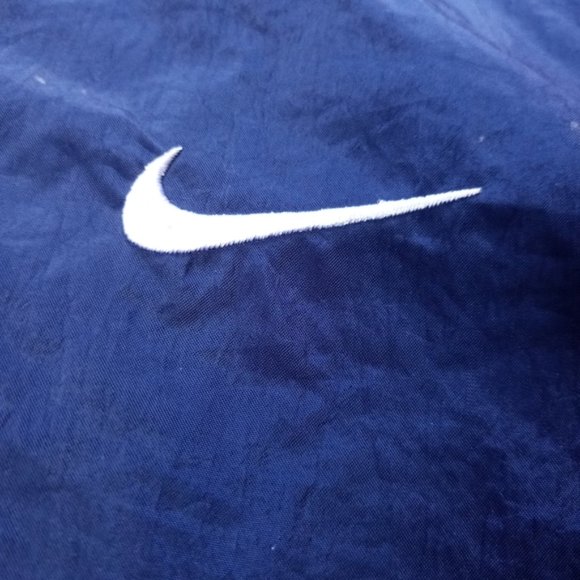 Vintage Junior Nike Essential Embroidered Two-Tone Sports Jacket, Large Swoosh - Picture 6 of 8